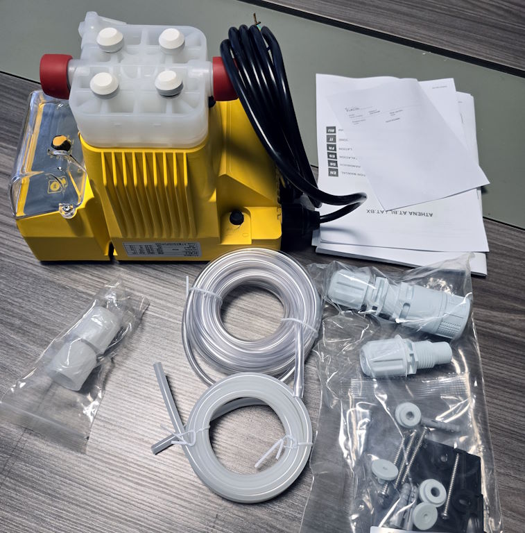 دوزینگ پمپ 10 لیتر بر ساعت 10 بار اینجکتا ATBX3